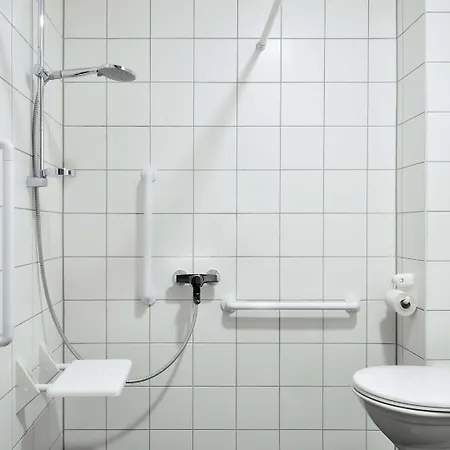 Duesseldorf-ratingen 3*